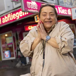 Maryam Komeyli liebte den Kiez und ihr Reisebüro an der Reeperbahn. Nun ist sie gestorben.