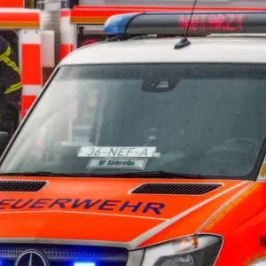 Gasverpuffung in Keller in Rissen – Bewohnerin mit Notarzt in Spezialklinik