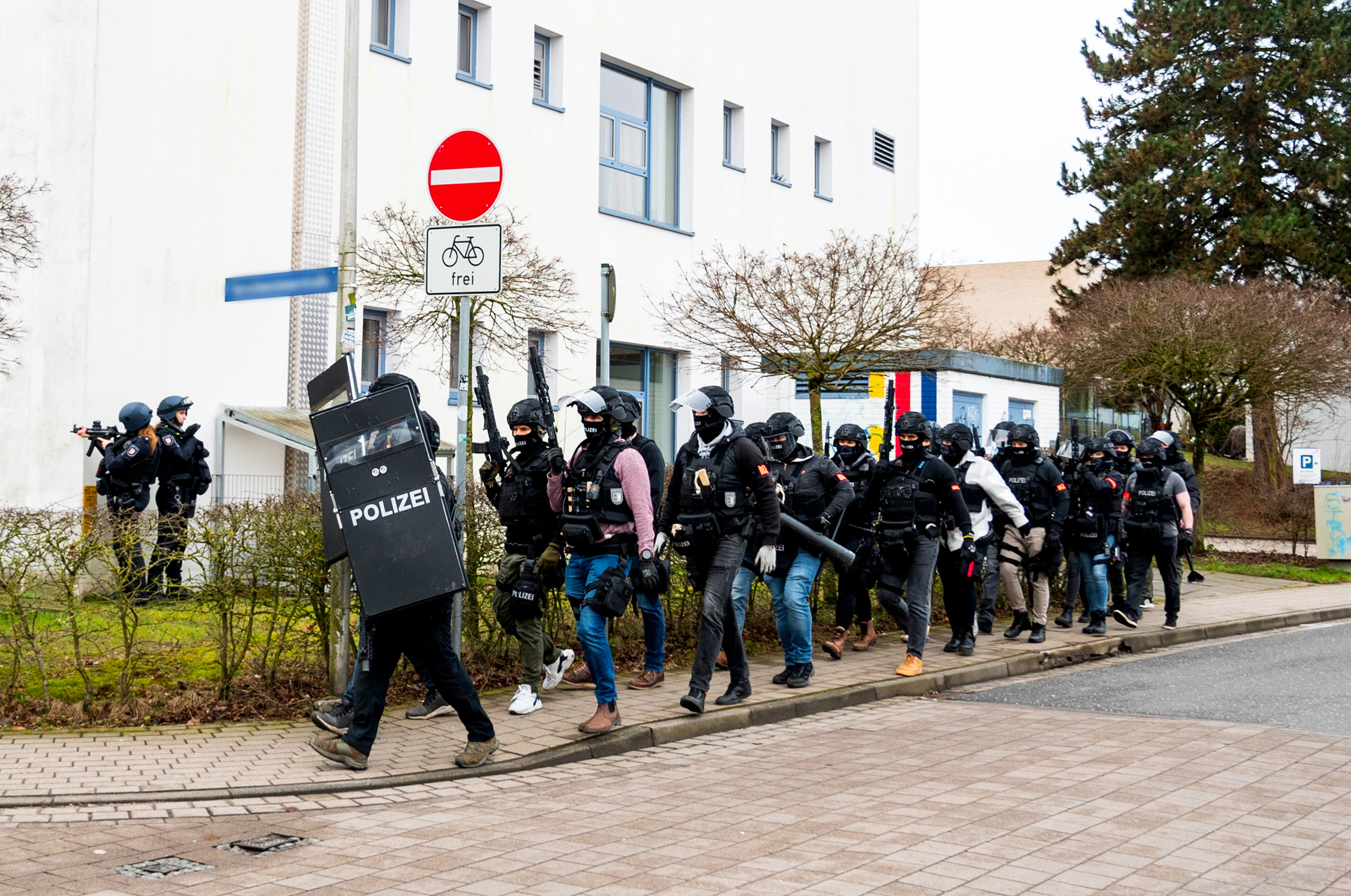 Polizisten auf der Straße