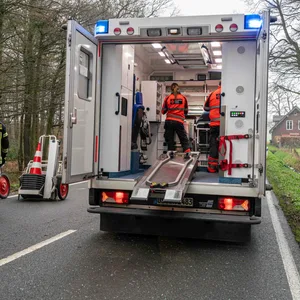 Rettungswagen im Einsatz (Symbolbild).