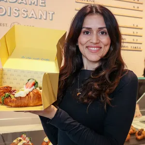 Özge Özcan (41) ist die Inhaberin des „Madame Croissant“ in Hamburg.