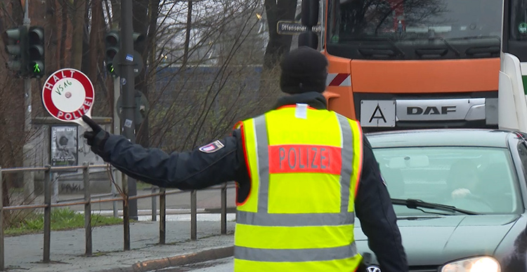 Drogenkontrolle in Hamburg: Sechs Autofahrer in nur drei Stunden erwischt