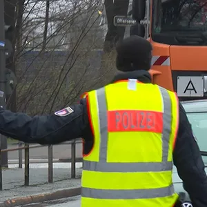 Drogenkontrolle in Hamburg: Sechs Autofahrer in nur drei Stunden erwischt