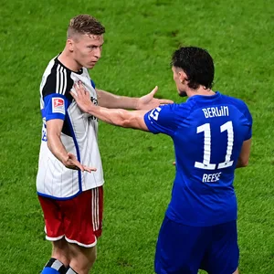 Im Hinspiel zog Ignace Van der Brempt (l.) Herthas Fabian Reese den Zahn. Und diesmal?