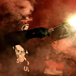 Pyro-Aktion in der Südkurve des Millerntorstadions