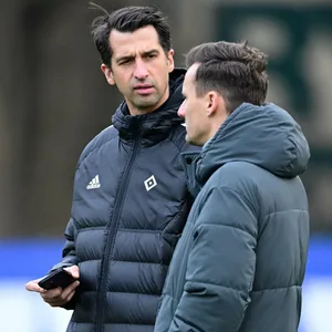 Die HSV-Bosse Jonas Boldt und Claus Costa