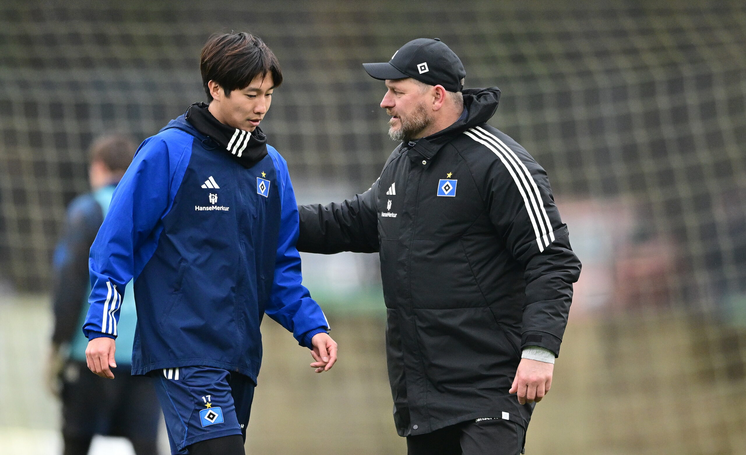 Steffen Baumgart freute sich über einen im HSV-Training mitwirkenden Masaya Okugawa.