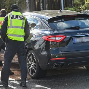 823 Autofahrer wurden angehalten, weil sie zu schnell unterwegs waren. (Symbolfoto)