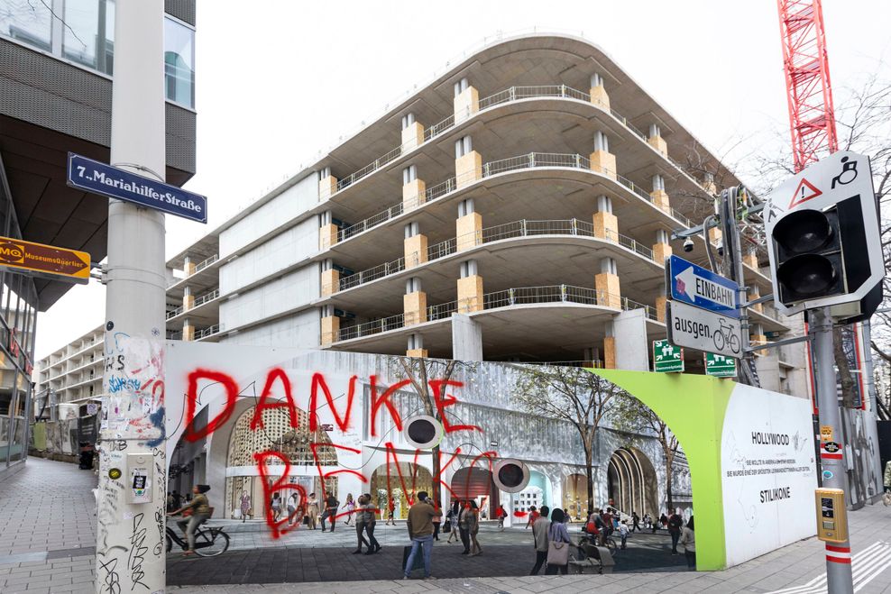 Die Baustelle des Kaufhauses Lamarr in Wien – ebenfalls von der Signa Holding.