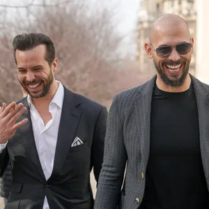 Die Brüder Andrew und Tristan Tate.