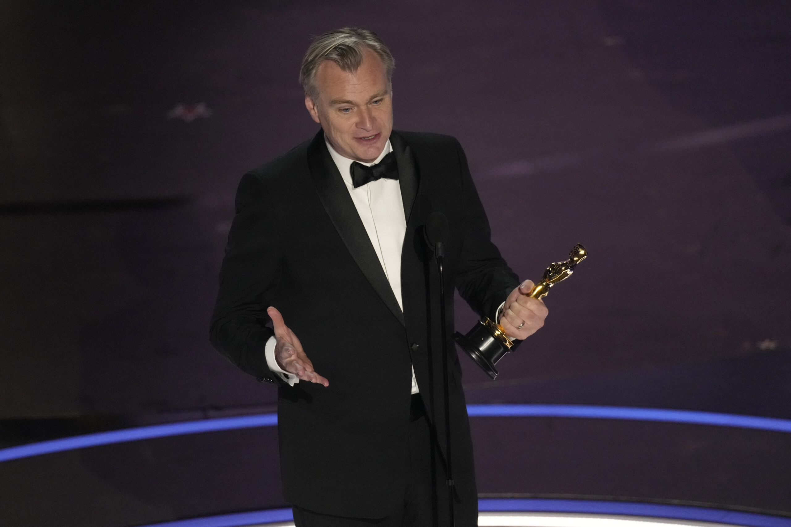 „Oppenheimer“-Regisseur Christopher Nolan bei seiner Dankesrede. Der Film gewann insgesamt sieben Oscars.