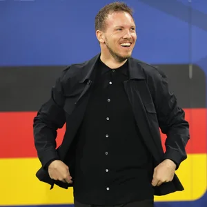 Bundestrainer Julian Nagelsmann lacht