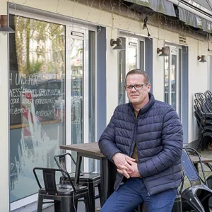 Stephan Schilling ist Inhaber des "Eimsdock" in der Lappenbergsallee.