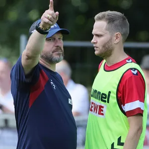 Steffen Baumgart und Benno Schmitz im Training des 1. FC Köln