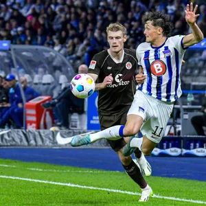 Eric Smith gegen Fabian Reese