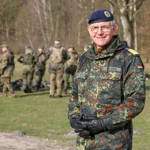 Kapitän zur See Michael Giss, Kommandeur vom Landeskommando Hamburg