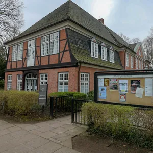 Der Café-Betrieb im Stavenhagenhaus in Groß Borstel musste nach nur fünf Wochen wieder schließen.