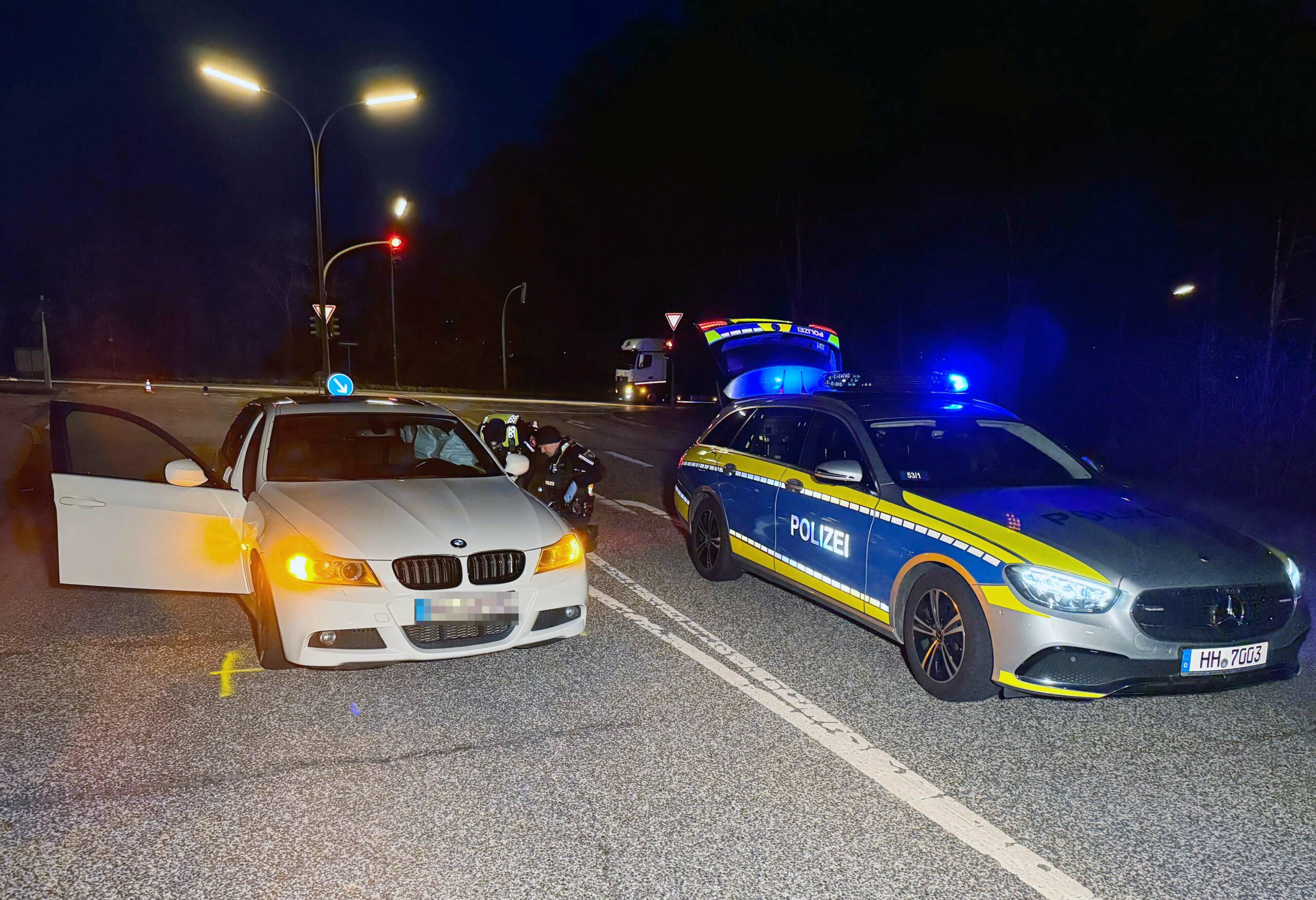 Verfolgungsjad mit BMw in Heimfeld, endet mit Unfall in Bolstelbek