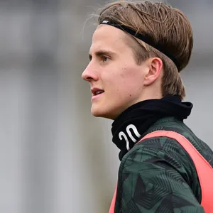 St. Paulis Erik Ahlstrand beim Training