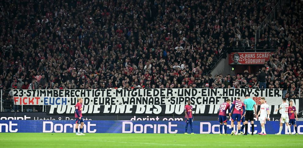 Kölner Fans mit Anti-RB-Leipzig-Banner