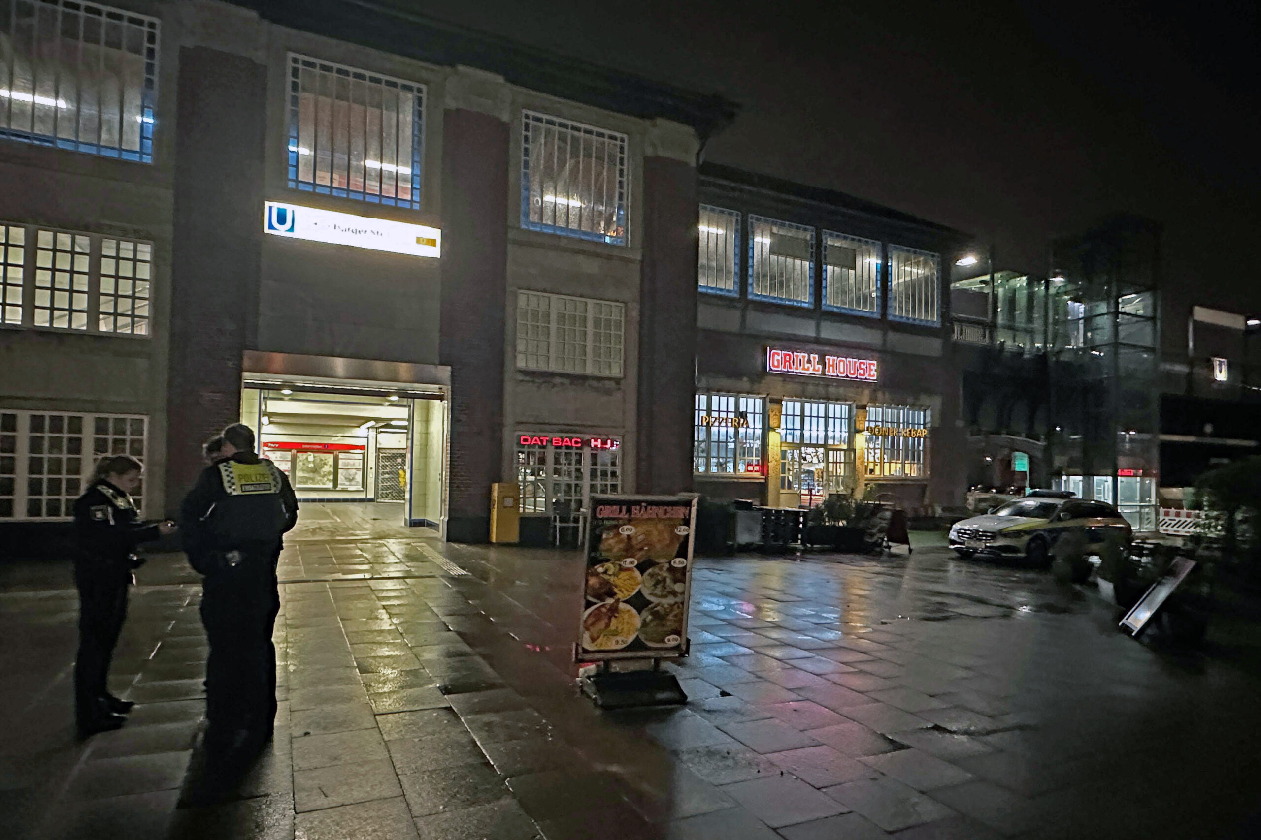 Polizei Hamburg U-Bahnhof