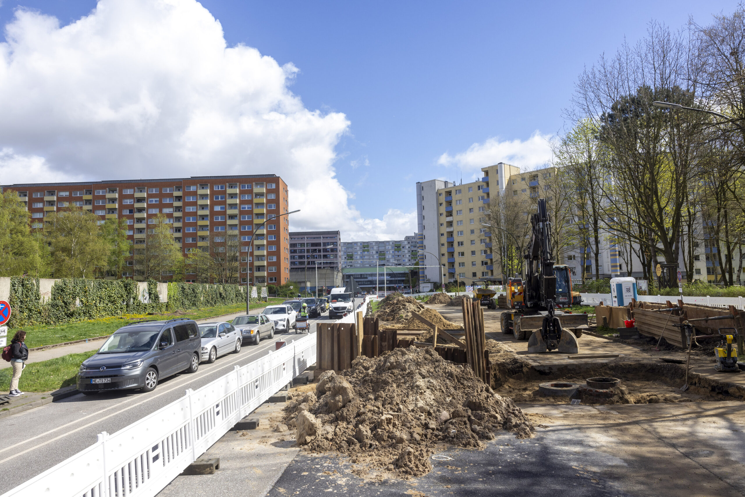 An der Gründgensstraße in Steilshoop hat die Hochbahn eine riesige U5-Baustelle eingerichtet.