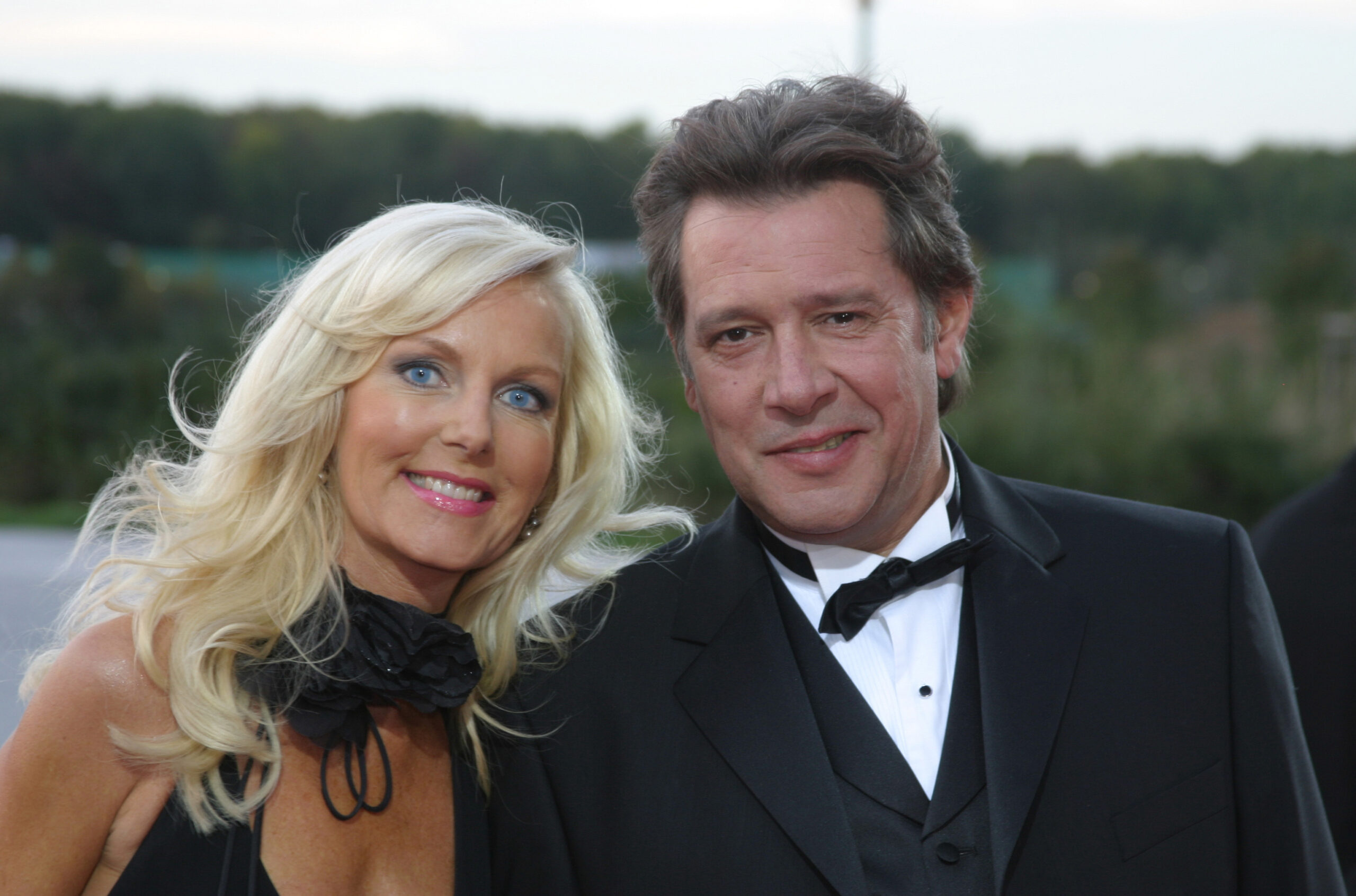 Jan Fedder mit seiner Frau Marion. Viereinhalb Jahre nach seinem Tod versteigert die Witwe seinen Nachlass bei eBay.