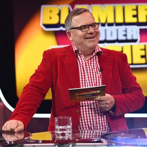 Elton bei der Moderation von „Blamieren oder Kassieren“