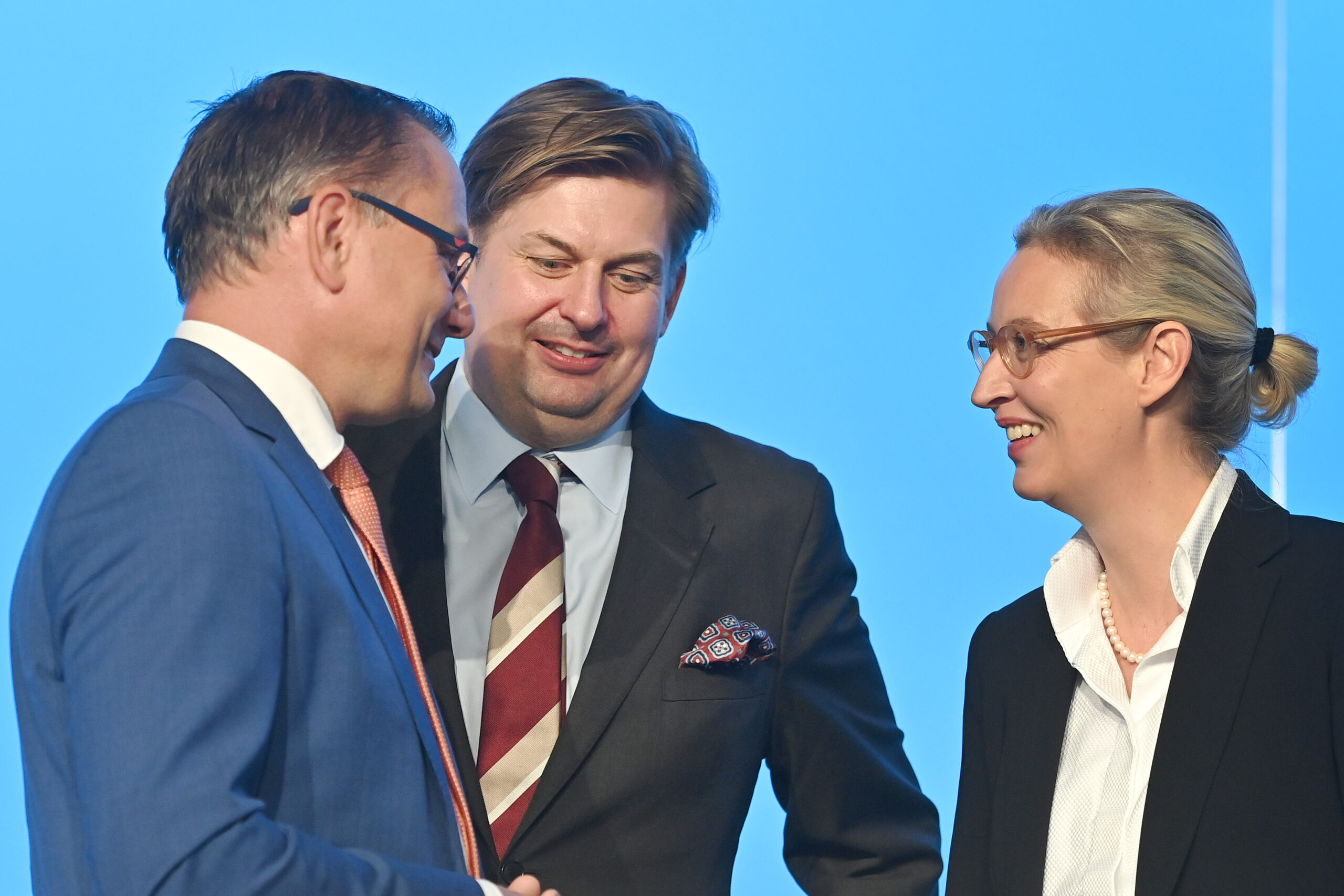 Der AfD-Bundessprecher Tino Chrupalla, der Spitzenkandidat zur Europawahl Maximilian Krah und Bundessprecherin Alice Weidel (v. l.)