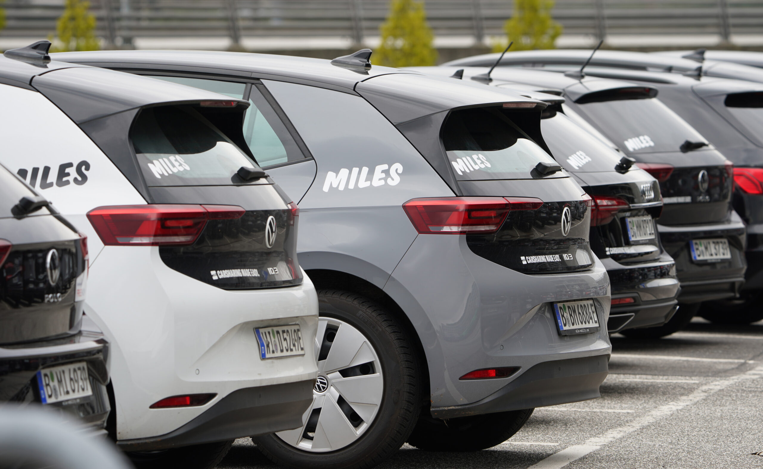 Hamburger Carsharing-Unternehmen bieten weniger E-Autos als geplant an.