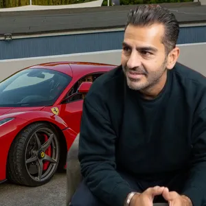 Hamid Mossadegh ist Luxus-Autohändler – er hat zum Beispiel einen Ferrari la Ferrari verkauft. Das Auto hat einen Wert von 3,5 Millionen Euro.