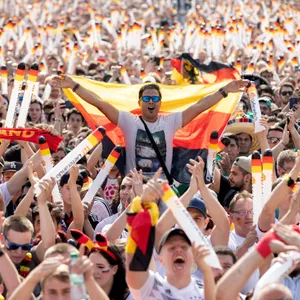 Die Fanmeile in Berlin wie hier bei der WM 2018 sorgt für Ärger.