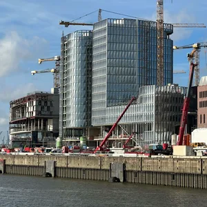 Fünf Menschen starben bei einem Arbeitsunfall auf der Westfield-Baustelle. Der schwerste, aber auf keinen Fall der einzige Arbeitsunfall.