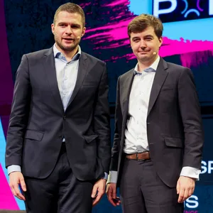 Die DFL-Geschäftsführer Steffen Merkel und Mark Lenz bei einer Veranstaltung