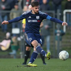 Ex-Profi Martin Harnik kickt in der fünften Liga für Dassendorf.