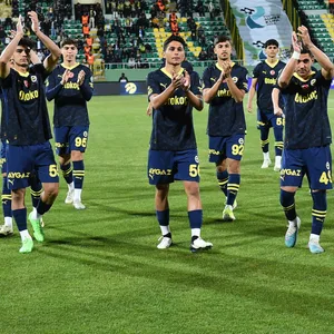 Spieler von Fenerbahce verließen das Spielfeld