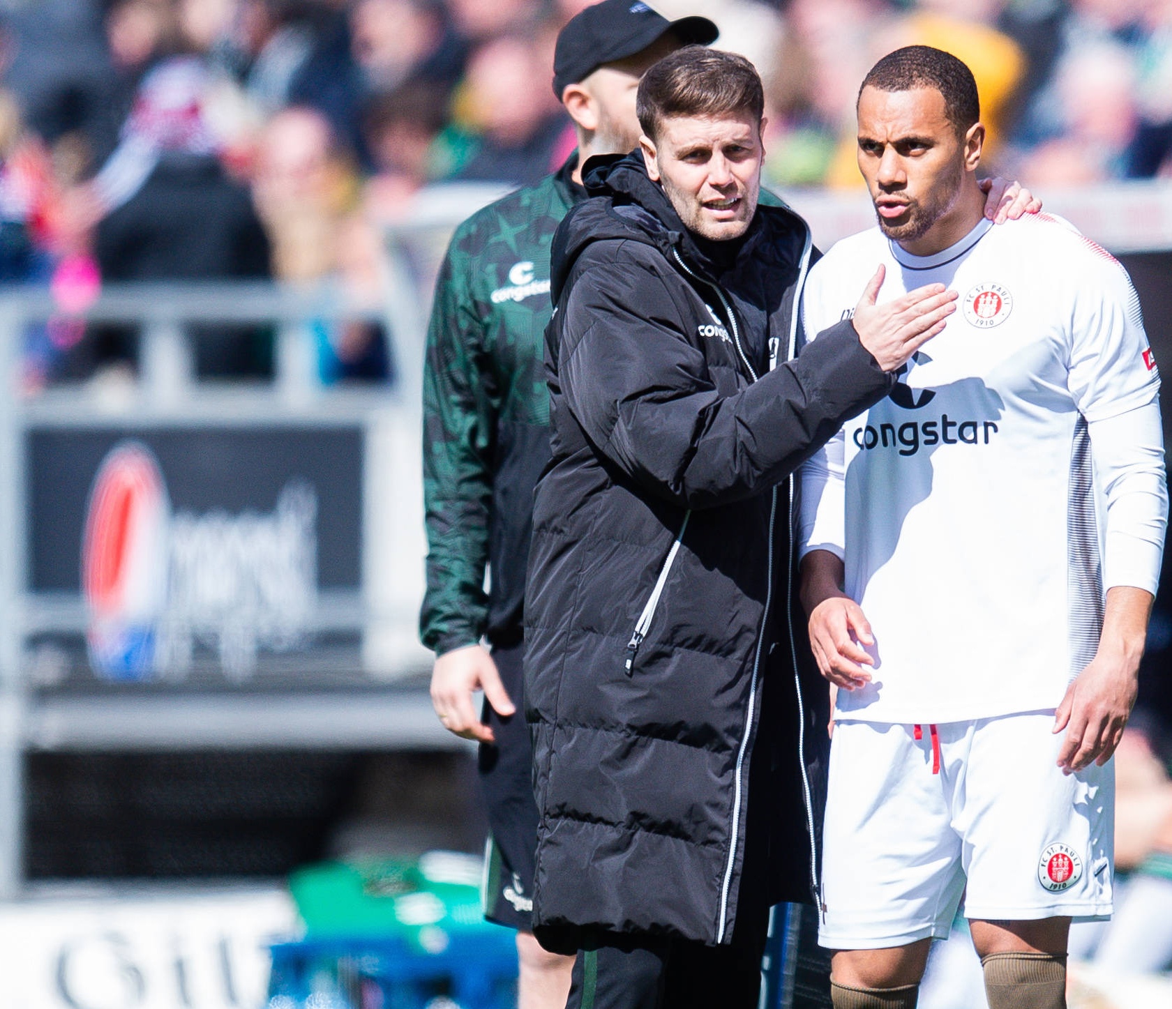 Fabian Hürzeler und Etienne Amenyido in Hannover