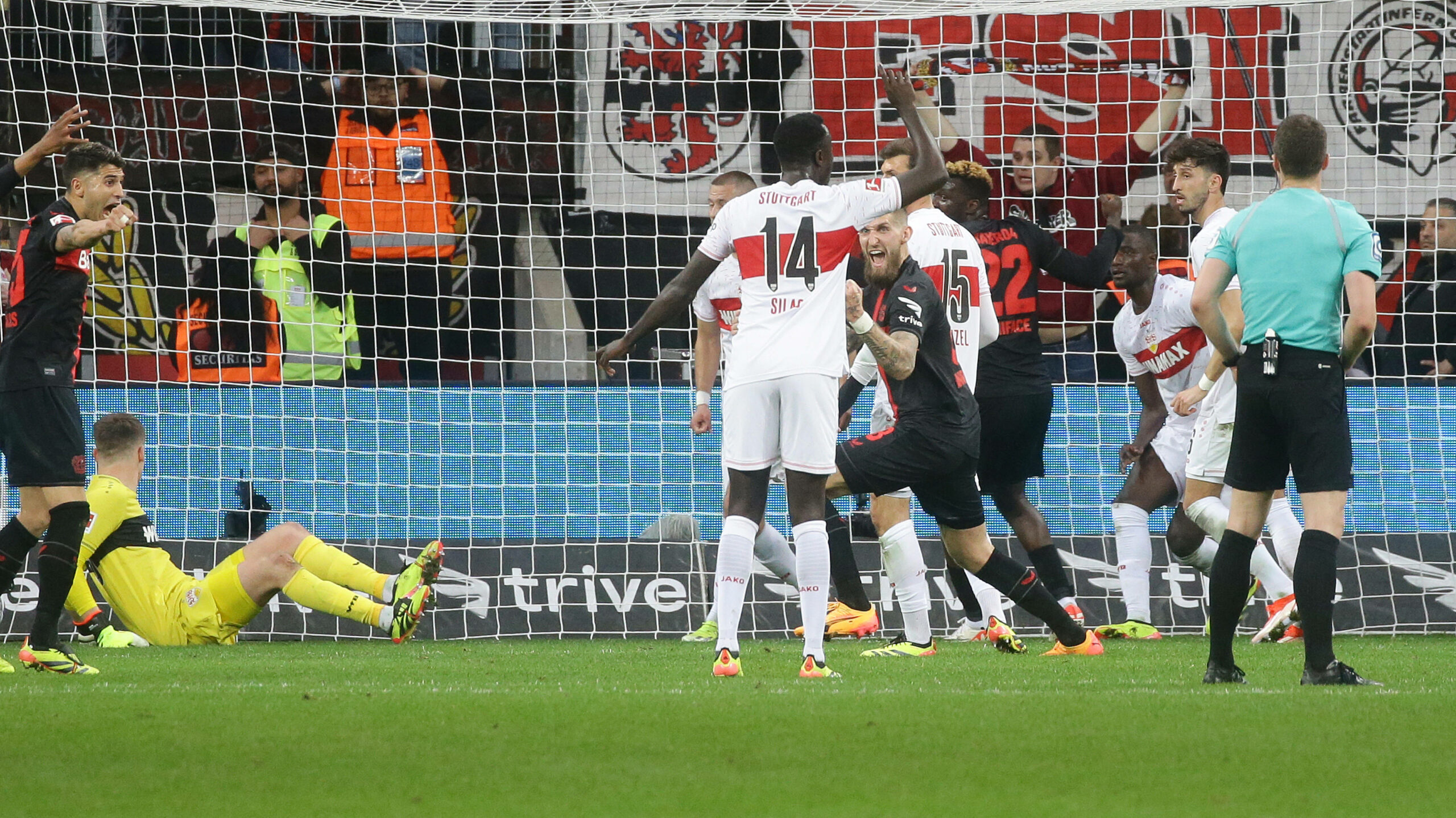 Robert Andrich erzielt das 2:2 für Leverkusen gegen Stuttgart