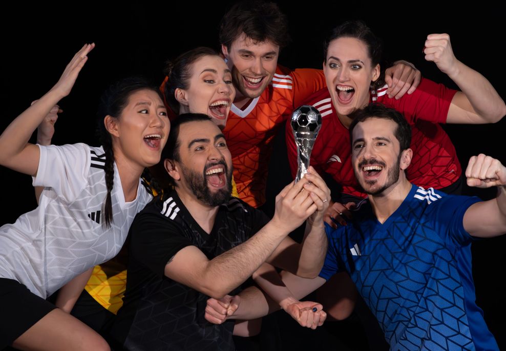 Der Cast der „Fußballoper“: Suhyun Kim (v.l.), Bruno Vargas, Johanna Bretschneider, Jeffrey Herminghaus, Freja Sandkamm, Ljuban Zivanovic