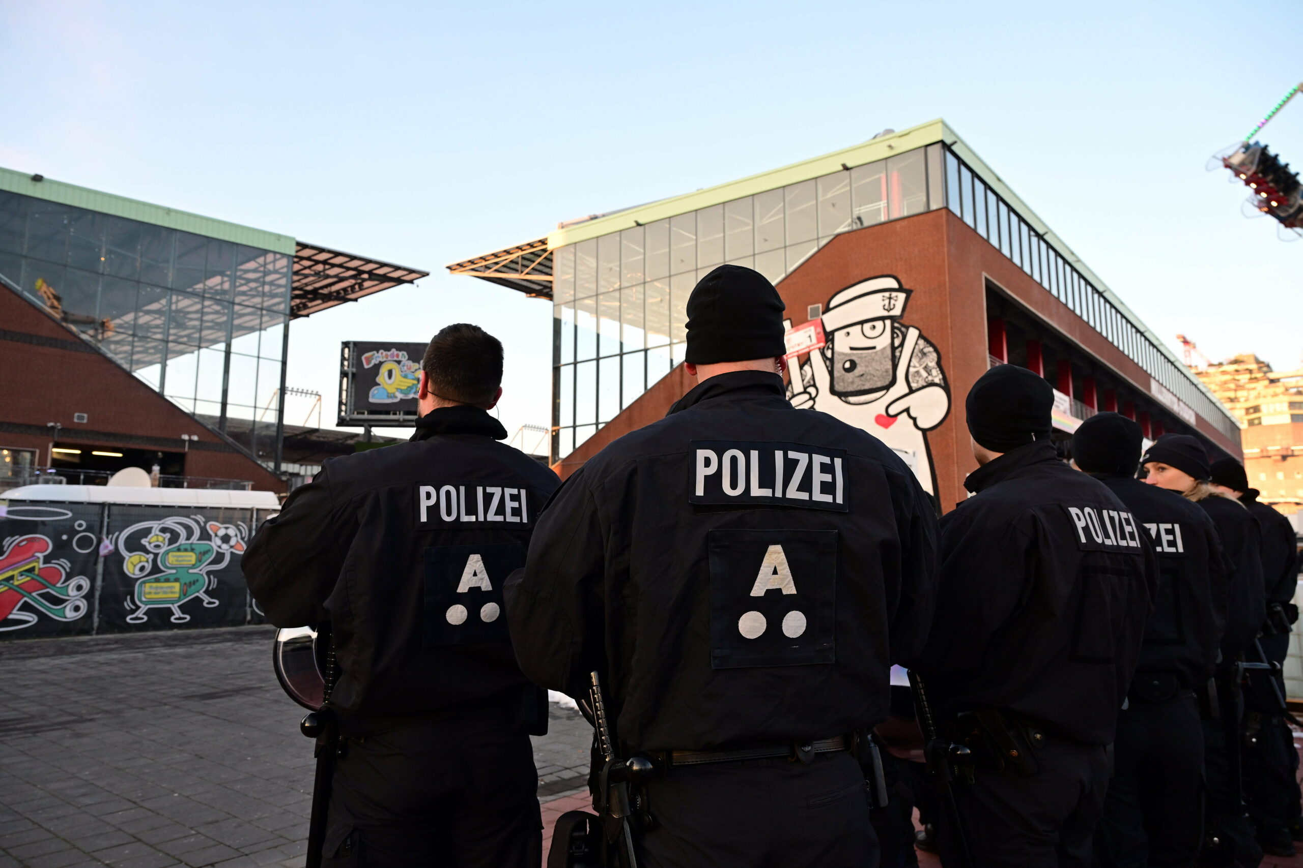 St. Pauli-Fans und die Polizei - ein schwieriges Verhältnis