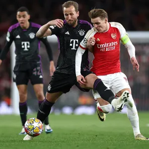 Hinspiel gegen Arsenals Martin Ödegaard