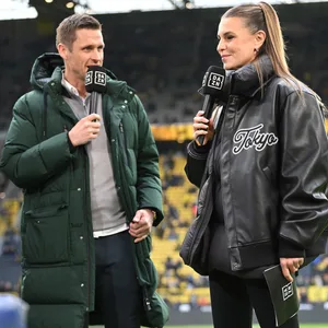 BVB-Sportdirektor Sebastian Kehl mit DAZN-Moderatorin