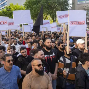 Rund 2400 Menschen folgten am Samstag dem Demo-Aufruf von „Muslim Interaktiv“.