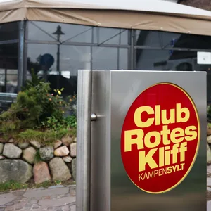 Der Club „Rotes Kliff“ meldet ebenfalls Nazi-Gegröle von der Tanzfläche