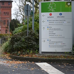 Klinikgelände von außen