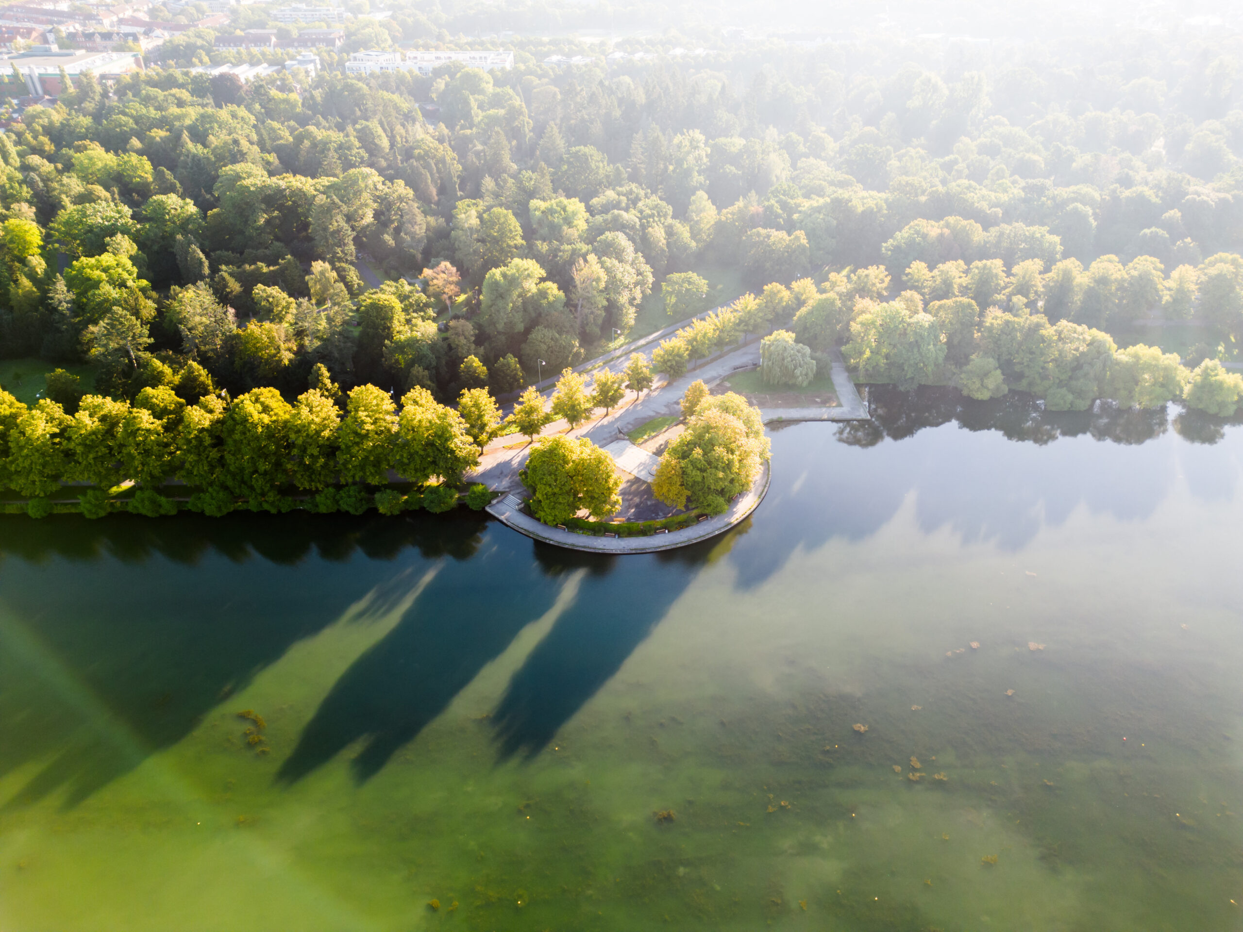 Der Maschsee in Hannover: Hier gelten ab sofort strengere Regeln für Bootsführer.