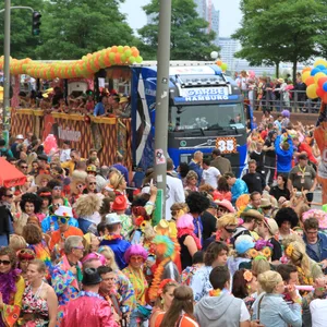 Schlagermove in Hamburg. Auch hier wurden rassistische Parolen gesungen.