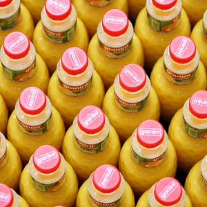 Granini Orangensaftflaschen
