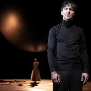 Schauspieler Mirco Kreibich als Hamlet