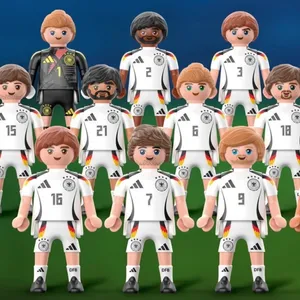 Die deutschen Nationalspieler sind ab dem 13. Mai als Playmobil-Figuren erhältlich.